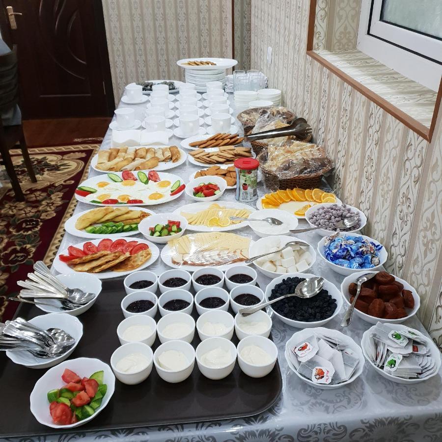 חיווה Muhtasham Hotel In Ichan Qala מראה חיצוני תמונה