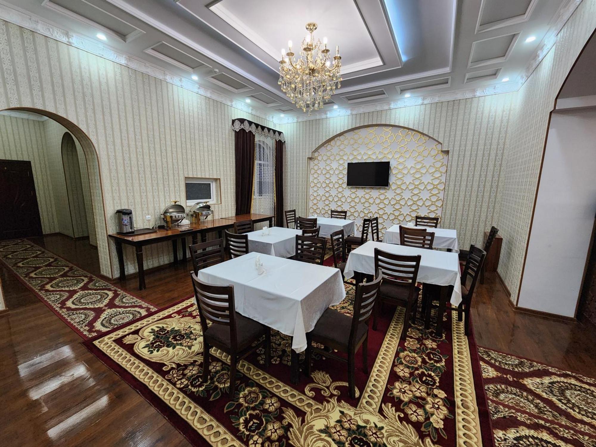 חיווה Muhtasham Hotel In Ichan Qala מראה חיצוני תמונה