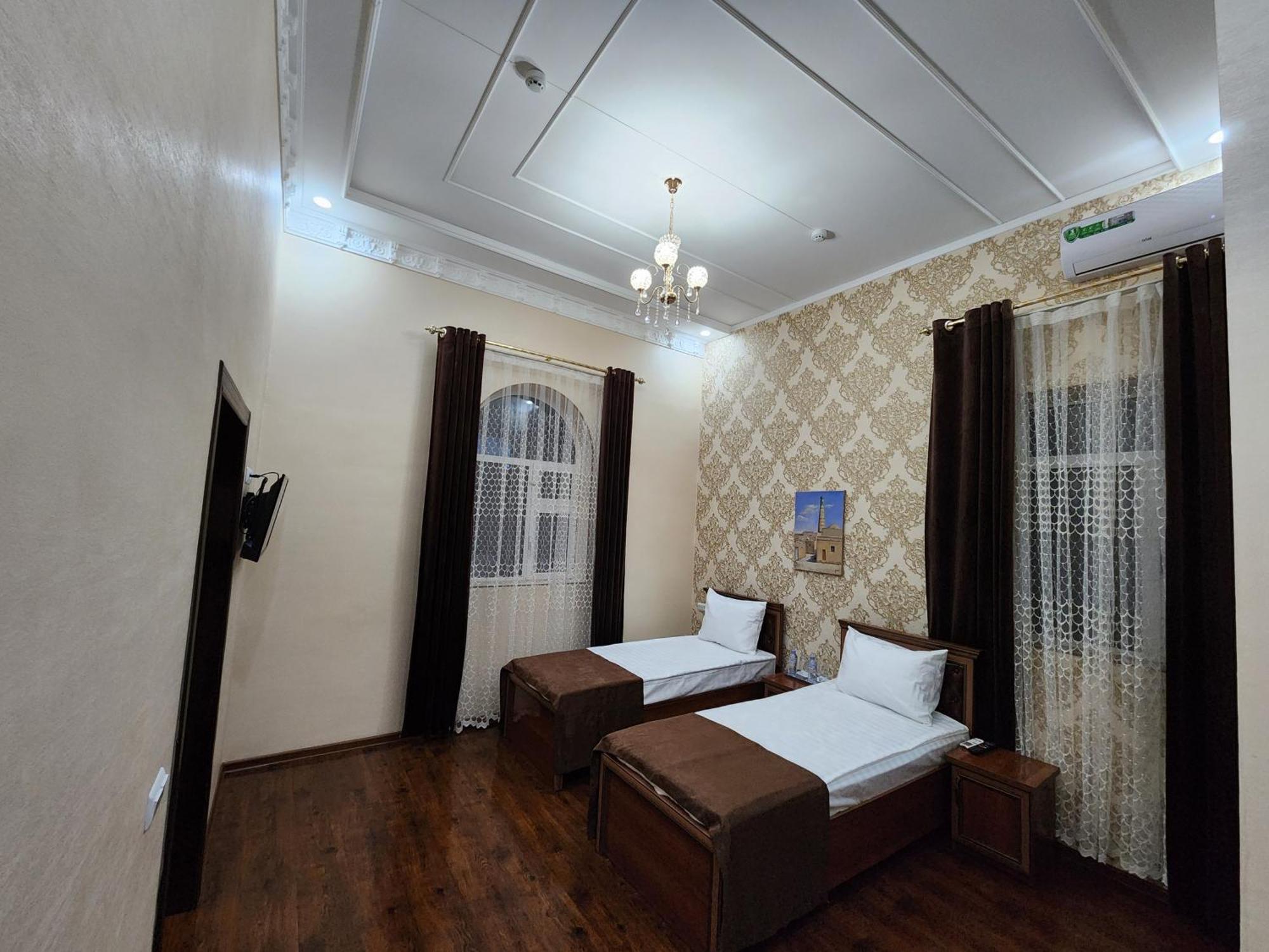 חיווה Muhtasham Hotel In Ichan Qala מראה חיצוני תמונה