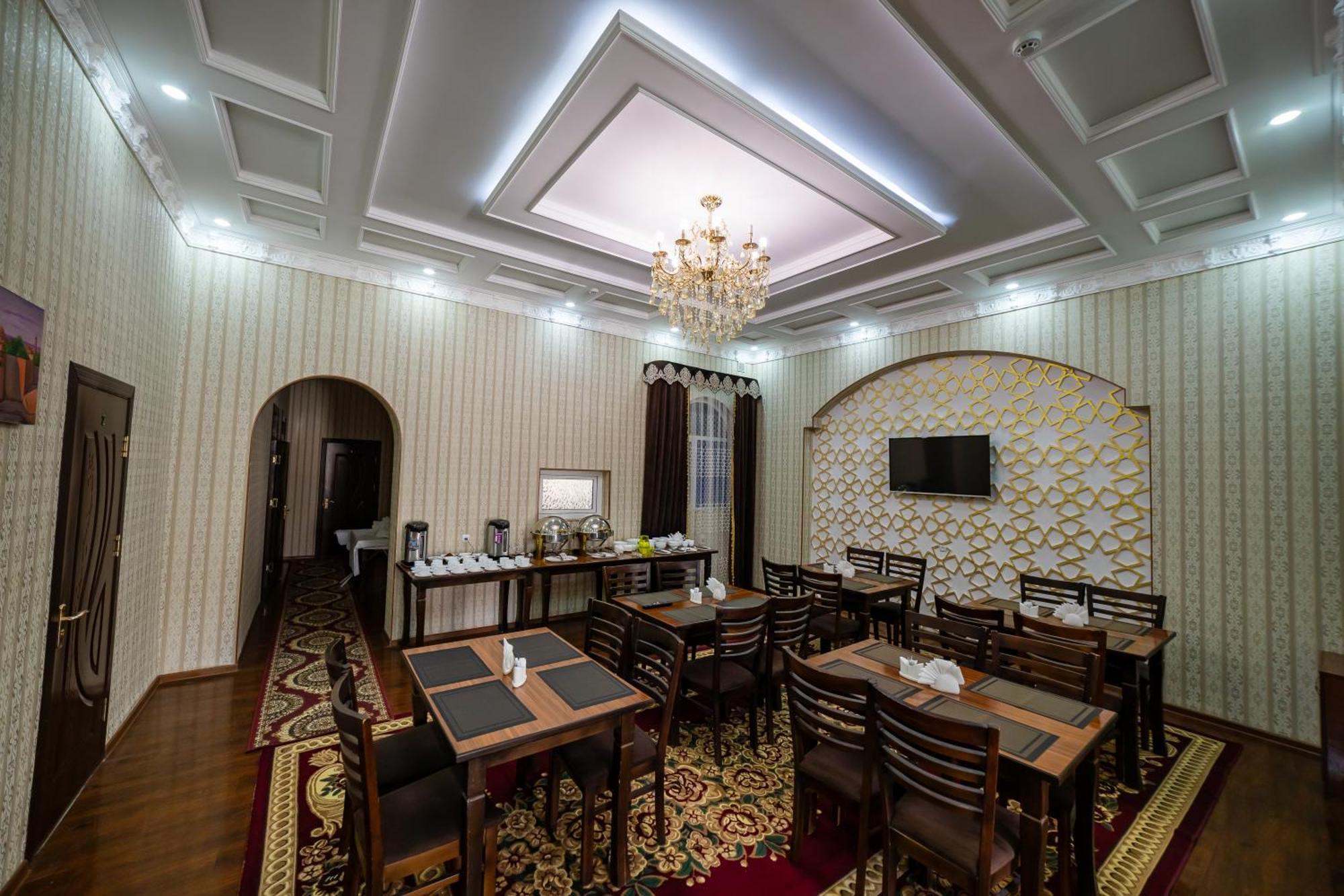חיווה Muhtasham Hotel In Ichan Qala מראה חיצוני תמונה